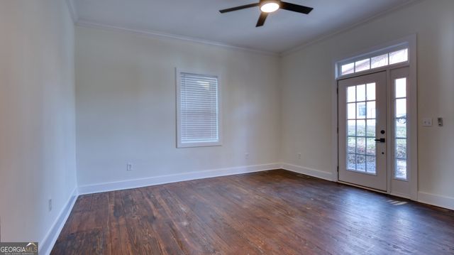11 N McLin Street SW, Rome, GA 30161