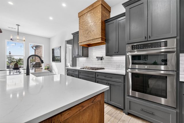 6810 Hunnington Drive, Sanger, TX 76266