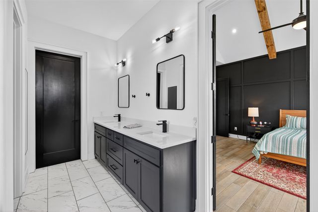 6810 Hunnington Drive, Sanger, TX 76266