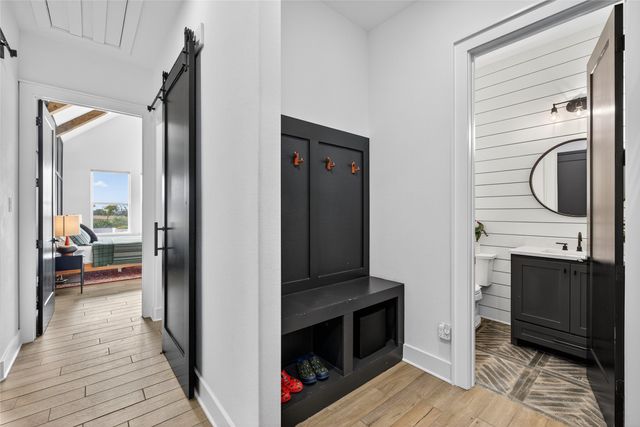 6810 Hunnington Drive, Sanger, TX 76266