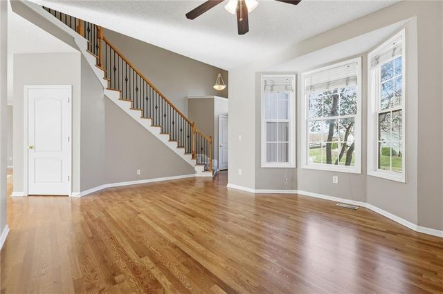 12811 W 137th Court, Overland Park, KS 66221