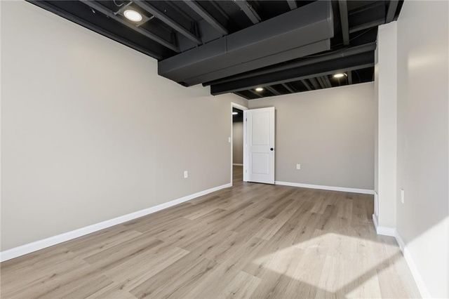 12811 W 137th Court, Overland Park, KS 66221