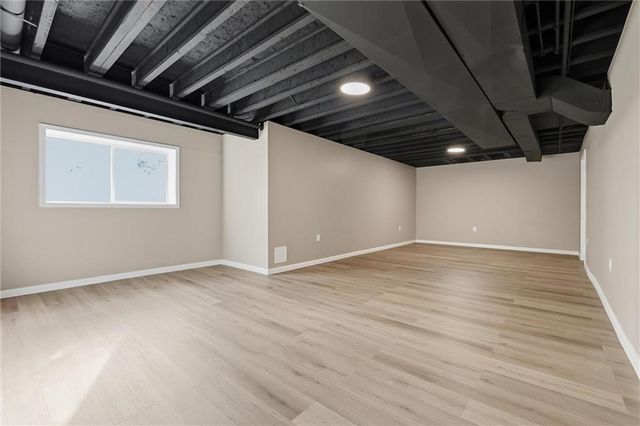 12811 W 137th Court, Overland Park, KS 66221