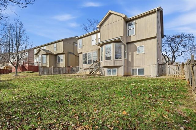 12811 W 137th Court, Overland Park, KS 66221