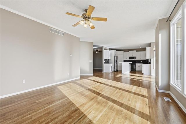 12811 W 137th Court, Overland Park, KS 66221