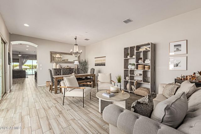 2941 S JEFFRY Street, Gilbert, AZ 85295