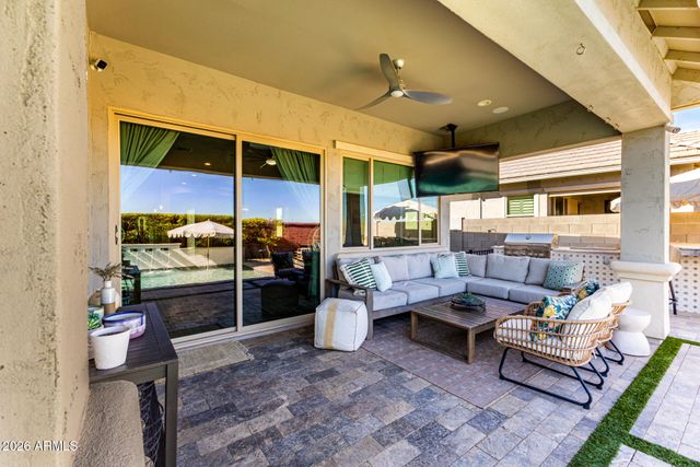 2941 S JEFFRY Street, Gilbert, AZ 85295