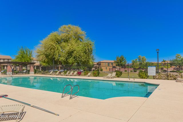 2941 S JEFFRY Street, Gilbert, AZ 85295