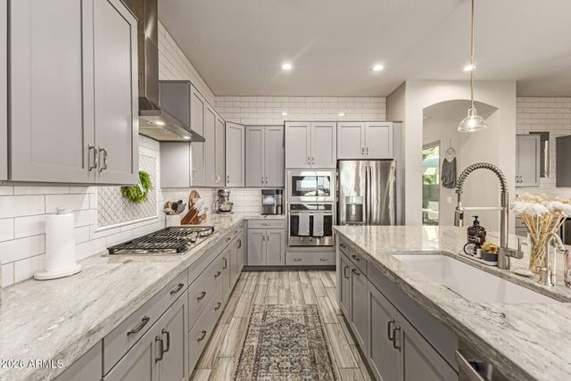 2941 S JEFFRY Street, Gilbert, AZ 85295