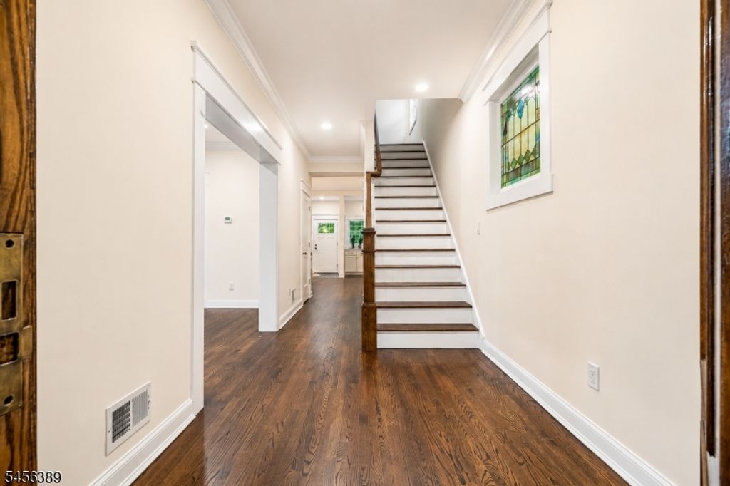 217 E Clay Ave, Roselle Park Boro, NJ 07204 — photo 5