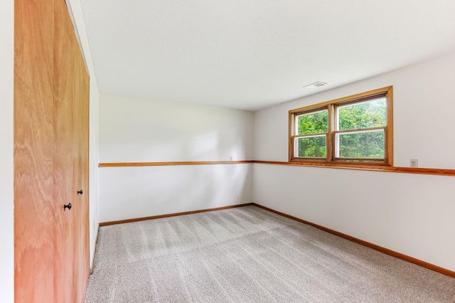 16500 Foliage Avenue W, Rosemount, MN 55068