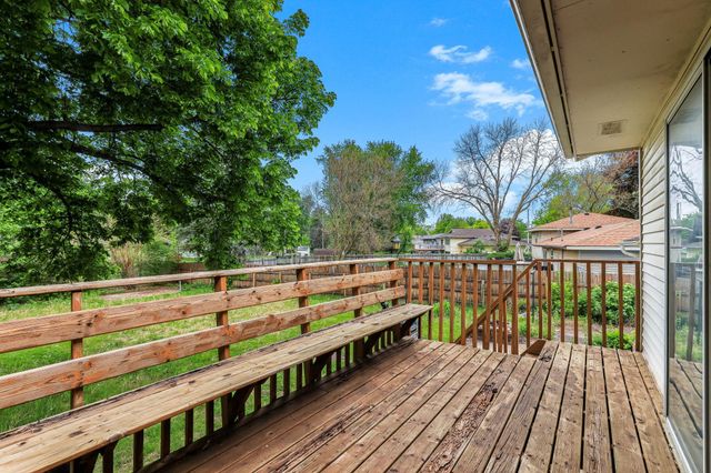 16500 Foliage Avenue W, Rosemount, MN 55068