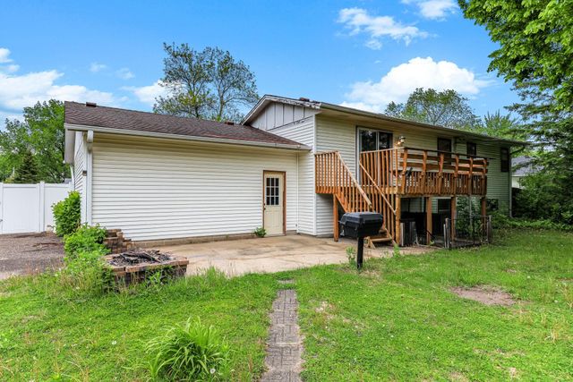 16500 Foliage Avenue W, Rosemount, MN 55068