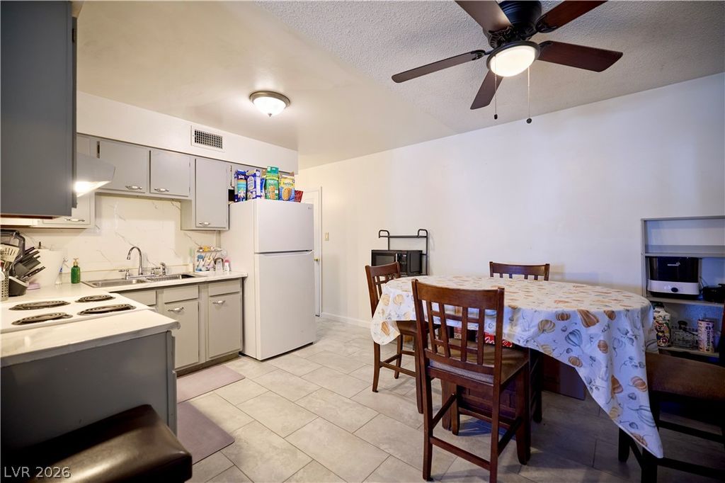 609 Van Ert Avenue, North Las Vegas, NV 89030 — photo 5