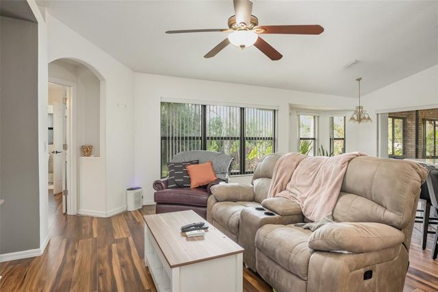 1356 CANARY DRIVE, Deland, FL 32720