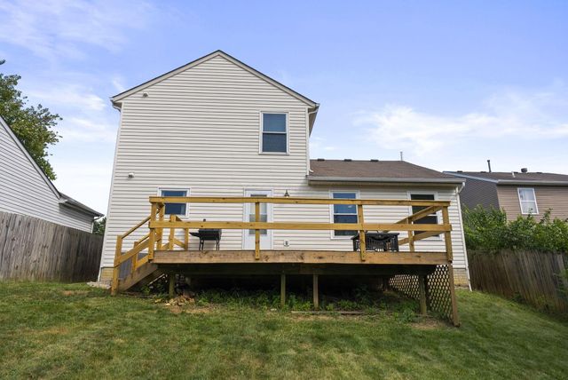 811 Crevis Lane, Columbus, OH 43228