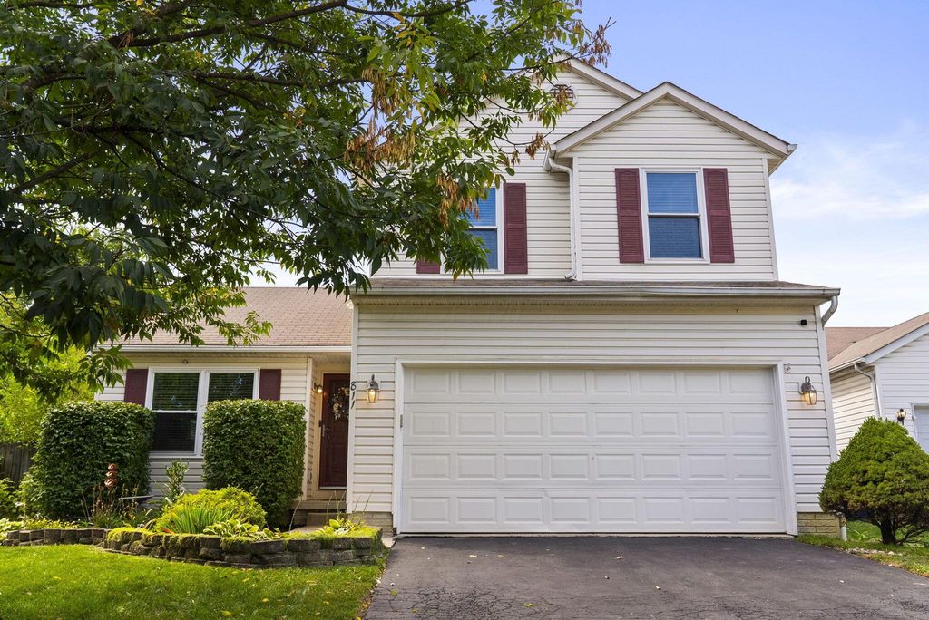 811 Crevis Lane, Columbus, OH 43228
