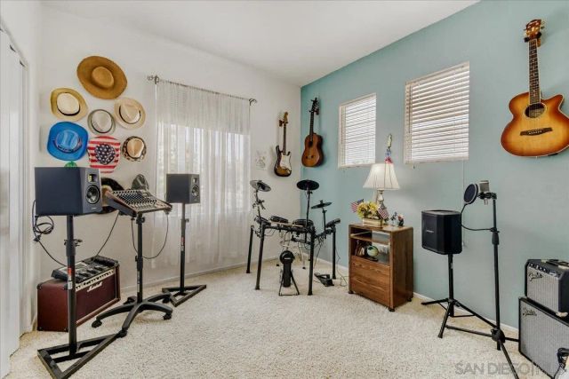 6373 Avenida De Las Vistas 2, San Diego, CA 92154