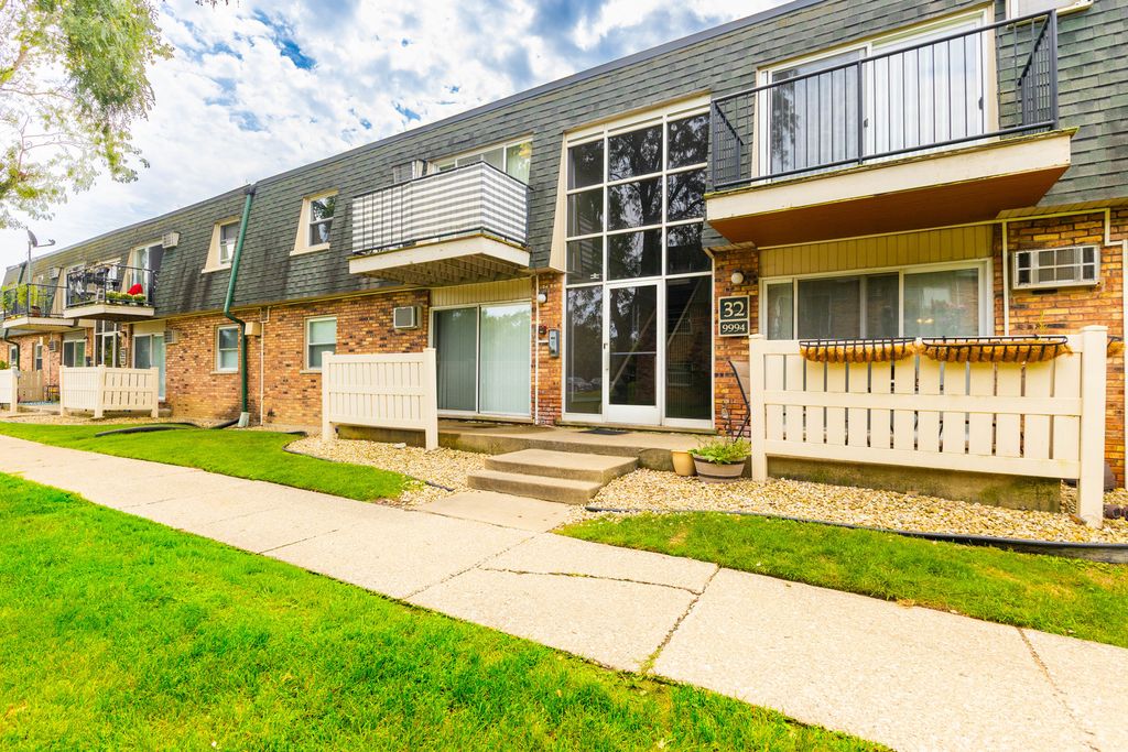9994 S 84th Terrace 310, Palos Hills, IL 60465 — exterior