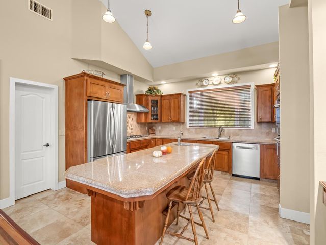 16787 Paula Road, Madera, CA 93636