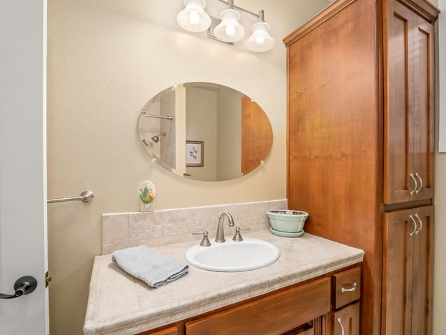 16787 Paula Road, Madera, CA 93636