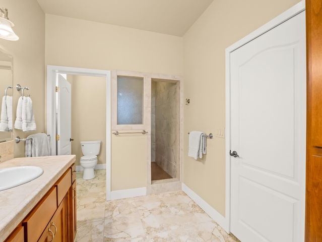 16787 Paula Road, Madera, CA 93636