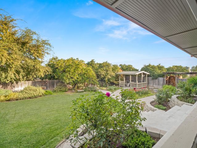 16787 Paula Road, Madera, CA 93636