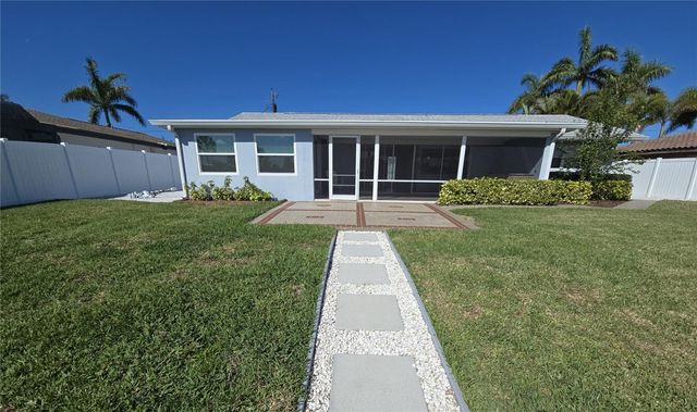 4007 ROYAL PALM DRIVE, Bradenton, FL 34210