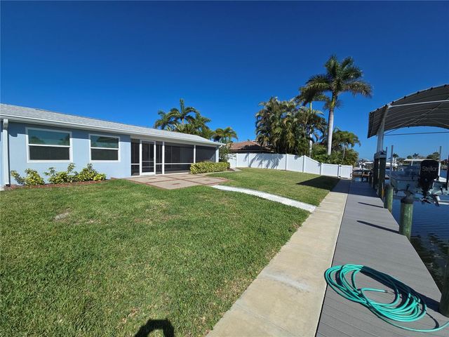 4007 ROYAL PALM DRIVE, Bradenton, FL 34210