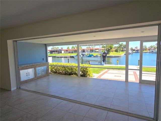 4007 ROYAL PALM DRIVE, Bradenton, FL 34210