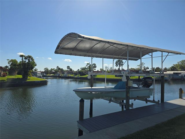 4007 ROYAL PALM DRIVE, Bradenton, FL 34210