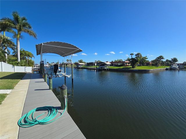 4007 ROYAL PALM DRIVE, Bradenton, FL 34210