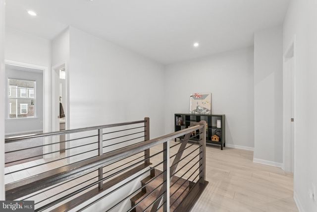 18320 MOSS GARDEN RD, Dumfries, VA 22026