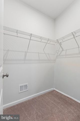 18320 MOSS GARDEN RD, Dumfries, VA 22026