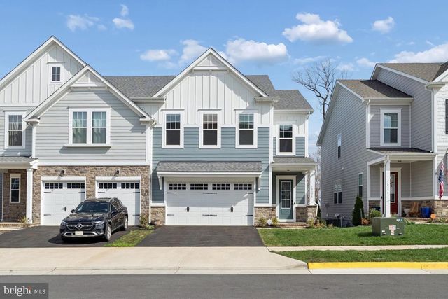 18320 MOSS GARDEN RD, Dumfries, VA 22026