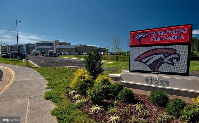 18320 MOSS GARDEN RD, Dumfries, VA 22026