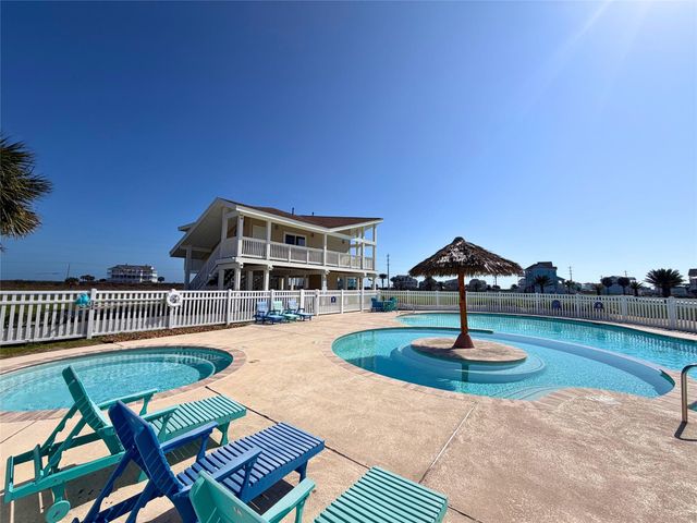 4223 S Sunset Bay Drive, Galveston, TX 77554