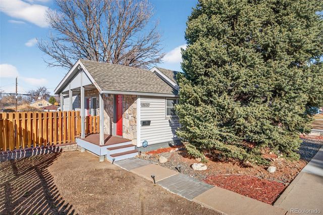 4857 S Logan Street, Englewood, CO 80113