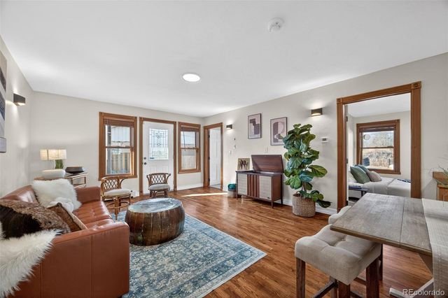 4857 S Logan Street, Englewood, CO 80113