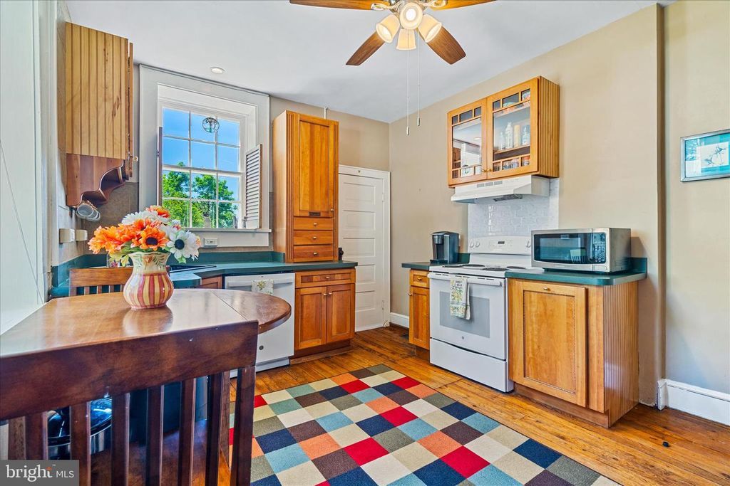 Image 11 of property listing at 1341 JEFFERSON PIKE, Knoxville, MD 21758