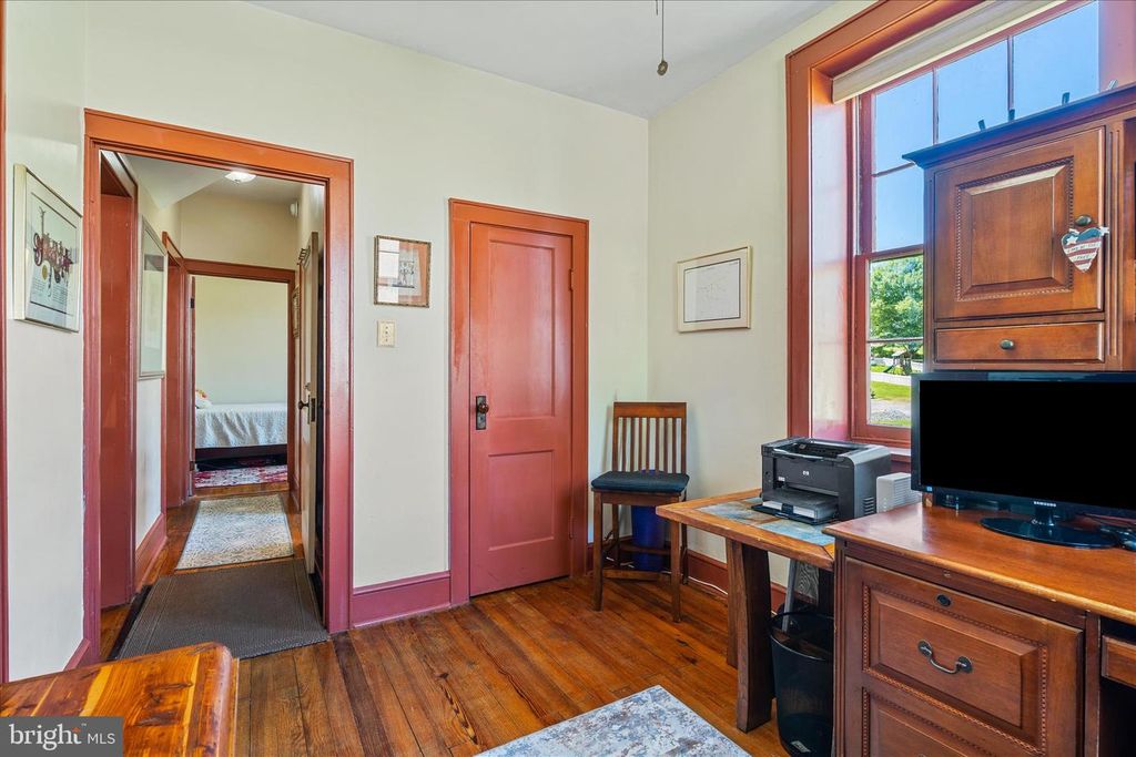 Image 17 of property listing at 1341 JEFFERSON PIKE, Knoxville, MD 21758