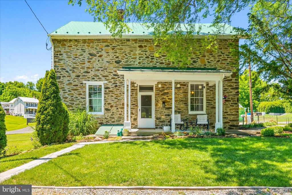 Image 2 of property listing at 1341 JEFFERSON PIKE, Knoxville, MD 21758