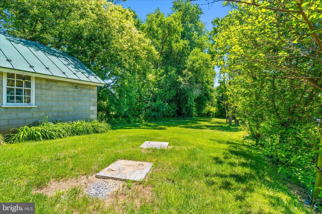 Image 35 of property listing at 1341 JEFFERSON PIKE, Knoxville, MD 21758