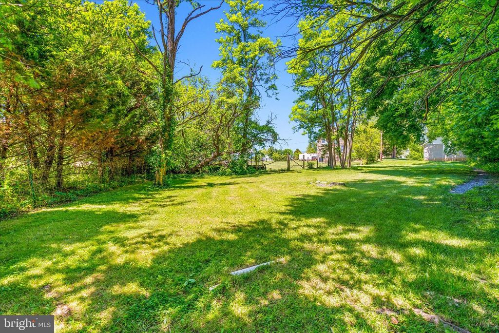 Image 37 of property listing at 1341 JEFFERSON PIKE, Knoxville, MD 21758