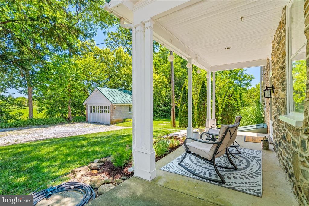 Image 5 of property listing at 1341 JEFFERSON PIKE, Knoxville, MD 21758
