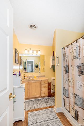 817 W Dogwood Drive, Columbia City, IN 46725