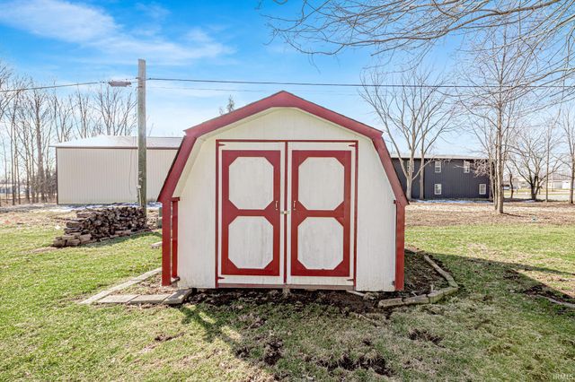 817 W Dogwood Drive, Columbia City, IN 46725