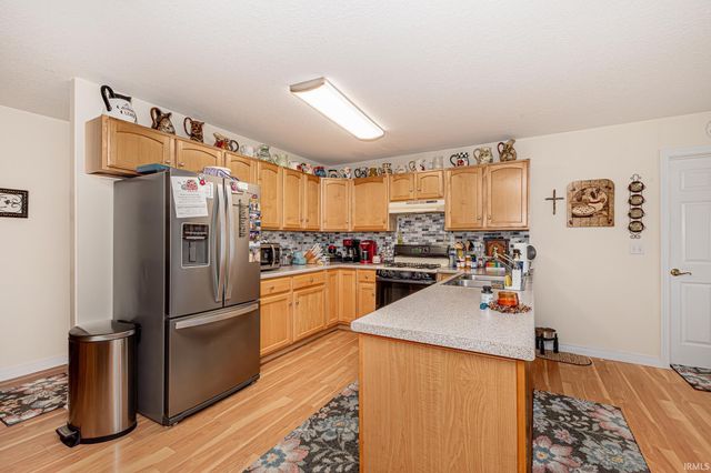 817 W Dogwood Drive, Columbia City, IN 46725