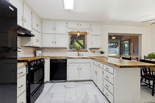 301 Shawnee Trail, Keller, TX 76248