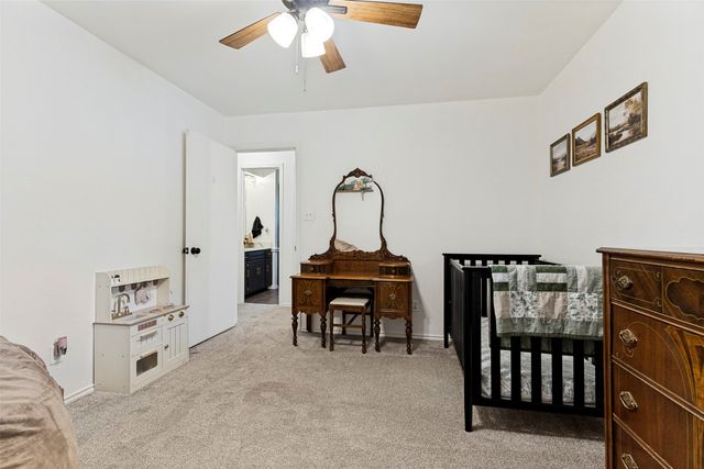 301 Shawnee Trail, Keller, TX 76248